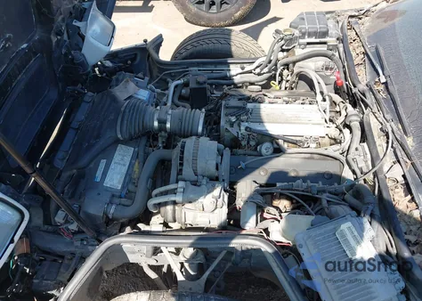 1996 Chevrolet Corvette из США, поврежденный, VIN 1G1YY32P8T5114447